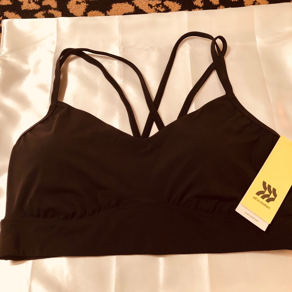Woman’s Black Sport Bra